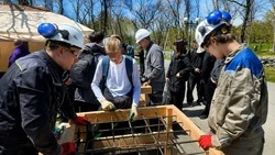 Более 500 юных жителей Южно-Сахалинска получат первую зарплату на каникулах