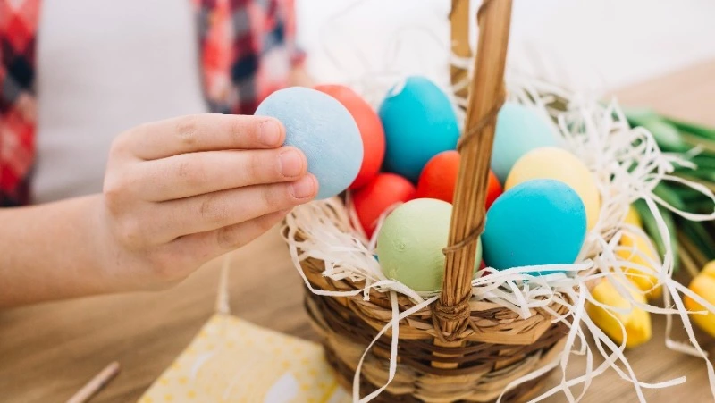 Свежие куличи и фермерские продукты привезут на ярмарку к Пасхе в Южно-Сахалинске