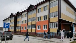 Жители Шикотана получили новые квартиры взамен аварийного жилья