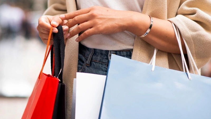 Более 69% жителей Дальнего Востока планируют участвовать в ноябрьских распродажах