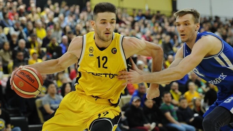 Минспорта Сахалинской области прокомментировало увольнение тренера клуба «Восток-65»