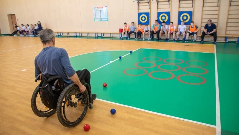 Студенты СахГУ с ОВЗ проходят практику в «Надежде» на Сахалине