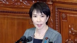 Китайский дипломат пригрозил японскому премьеру Такаити «отрубить голову» из-за Тайваня