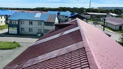 В Северо-Курильске провели капремонт крыш после землетрясения