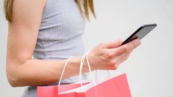 Путин подписал закон о подтверждении возраста при покупке алкоголя с помощью MAX