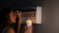 Дачники, пациенты и десятки жителей Южно-Сахалинска останутся без света 25 декабря 