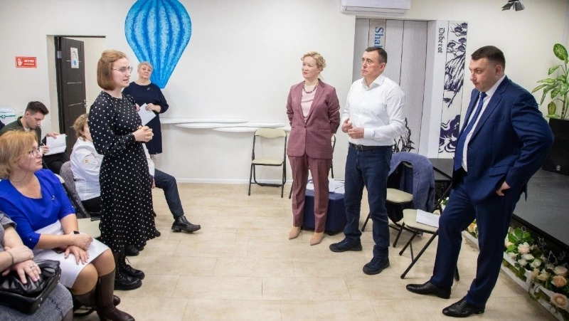 Школьники Сахалина и Курил освоят навыки управления беспилотниками в 2023 году