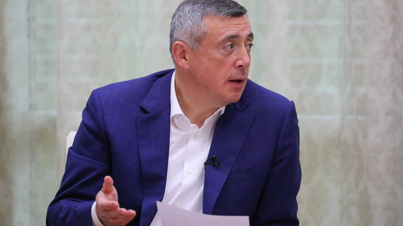 Губернатор отпустил из карантина пассажиров московского рейса