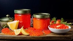 Директора предприятия с Сахалина наказали за продажу крупной партии лосося и икры без маркировки