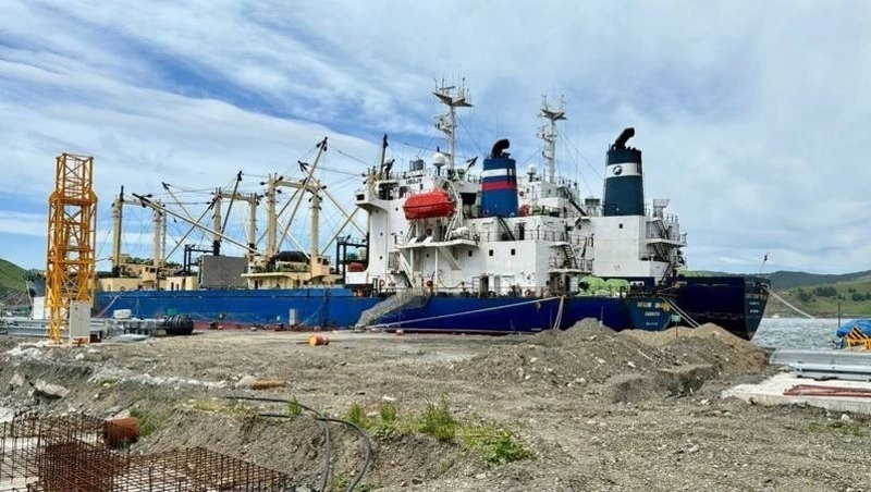 Шикотанские коммунальщики обвиняют рыбокомбинат «Островной» в неоплате 3,7 млн рублей