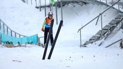 Сильнейших юных летающих лыжников определили на Сахалине