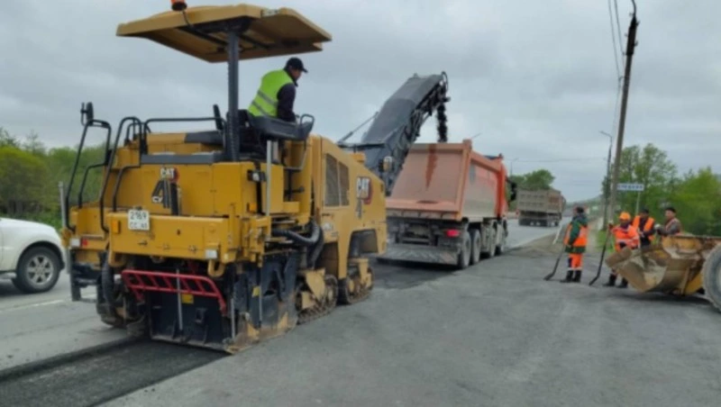 На участке трассы Южно-Сахалинск — Холмск отремонтируют более двух тысяч кв метров дороги
