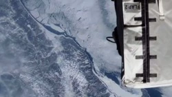 Трещину в припае в заливе Мордвинова увидели с МКС 