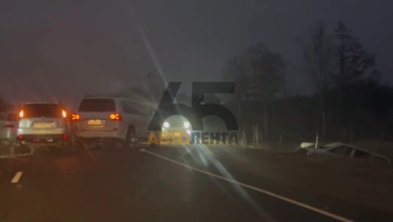 Семь машин столкнулись на трассе Южно-Сахалинск — Оха