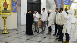 Олимпийцы-фристайлеры помолились в главном храме Сахалина