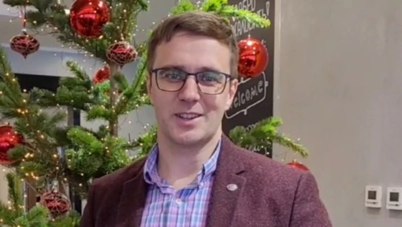 Министр туризма на Сахалине подарит путешествие мальчику на акции «Елка желаний»