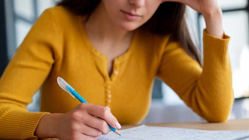 Минобрнауки опубликовало минимальные баллы ЕГЭ для поступления в вузы