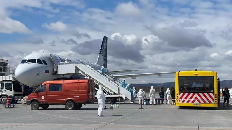 Группа сахалинских туристов вернулась из Таиланда на самолете «Авроры»