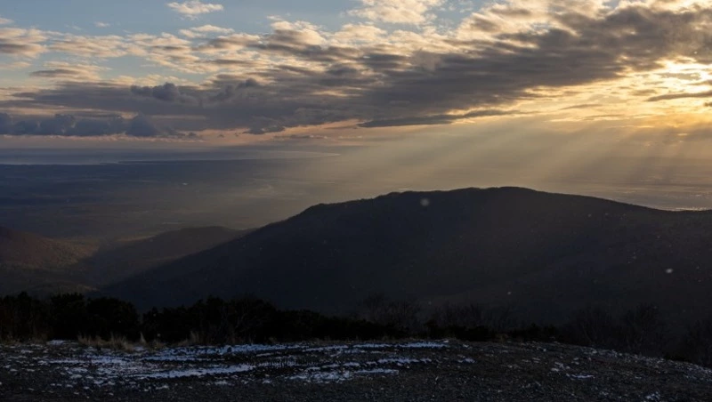 В погоне за первым снегом: автопутешествие на гору Красную в Южно-Сахалинске