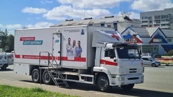 Мобильный пункт вакцинации переехал на площадь Победы в Южно-Сахалинске