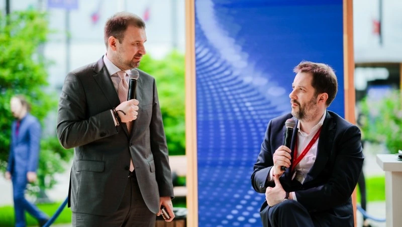 С чего начать франшизный бизнес: на ПМЭФ прошел паблик-ток о франчайзинге