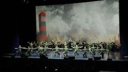  Центральный пограничный ансамбль ФСБ России с аншлагом выступил на Сахалине 