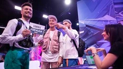 Сразу четверо сахалинцев прошли в «Танцы на ТНТ»