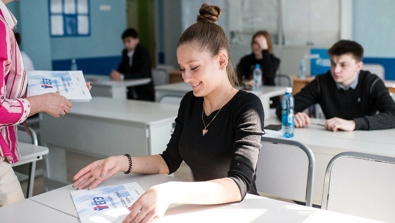 Школьникам назвали утвержденные в Минпросвещении РФ сроки проведения ЕГЭ в 2023 году