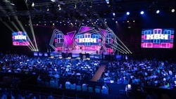 Сахалин на Первом канале: телеверсию Летнего кубка КВН-2024 покажут на всю страну