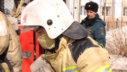Мужчина и ребенок погибли на пожаре в Сахалинской области