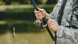 Безопасная рыбалка: что нужно знать жителям Сахалина о дневной и ночной ловле