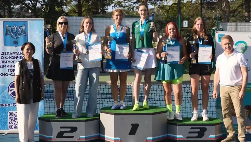 В Кубке мэра по теннису в Южно-Сахалинске приняли участие дети из ЮАР и Кореи