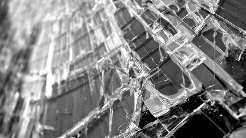 Пять жителей Сахалина пострадали в дорожных авариях за минувшие выходные