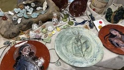 Выставка-ярмарка сахалинских мастеров стартовала в арт-резиденции «Маяк»