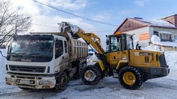 Резкое потепление послужило препятствием для вывоза снега в Южно-Сахалинске