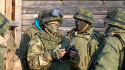 От бойца к специалисту: контрактникам с Сахалина помогают получить образование и профессию