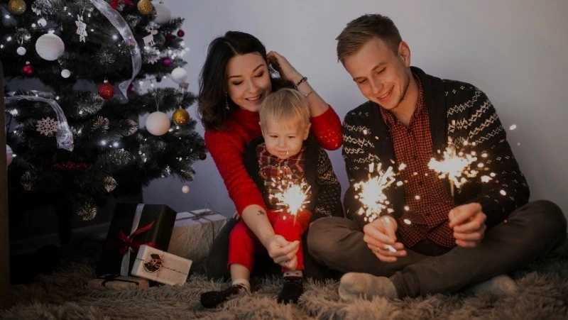 Встречаем Новый год  с теплом в сердце  и верой в лучшее