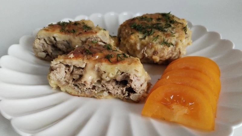 Котлеты с сюрпризом