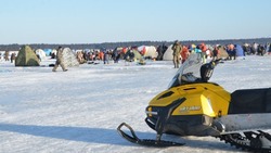 Жителям Сахалина назвали безопасный участок для зимней рыбалки 7 марта