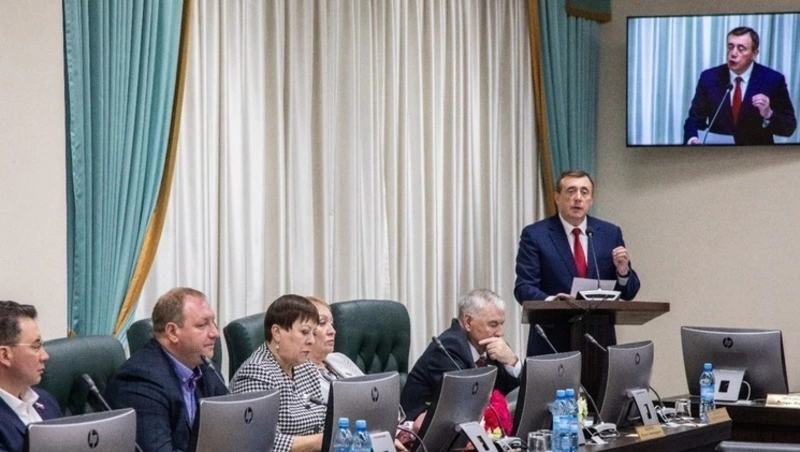 Что тянуть, когда есть что рассказать: эксперты — об отчете губернатора перед Сахалинской облдумой