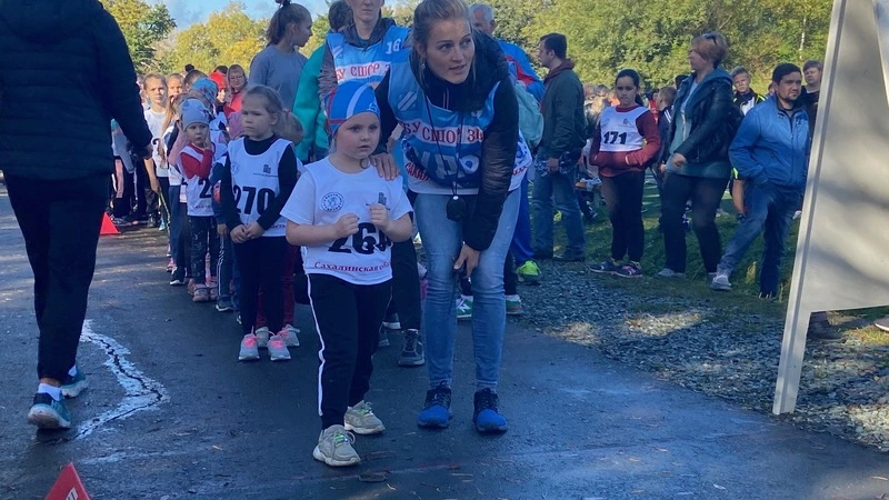 На Сахалине кросс памяти Юрия Шувалова побил рекорд по числу участников