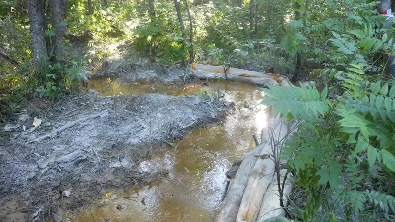 120 тонн сахалинской нефти попали в озеро в Хабаровском крае