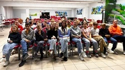 Школьникам 15 районов Сахалина рассказали о вреде курения