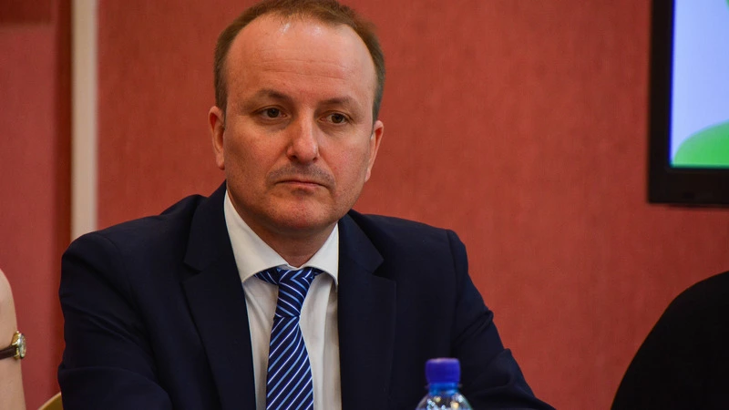 Владимир Иконников вновь избран председателем Общественной палаты Сахалинской области