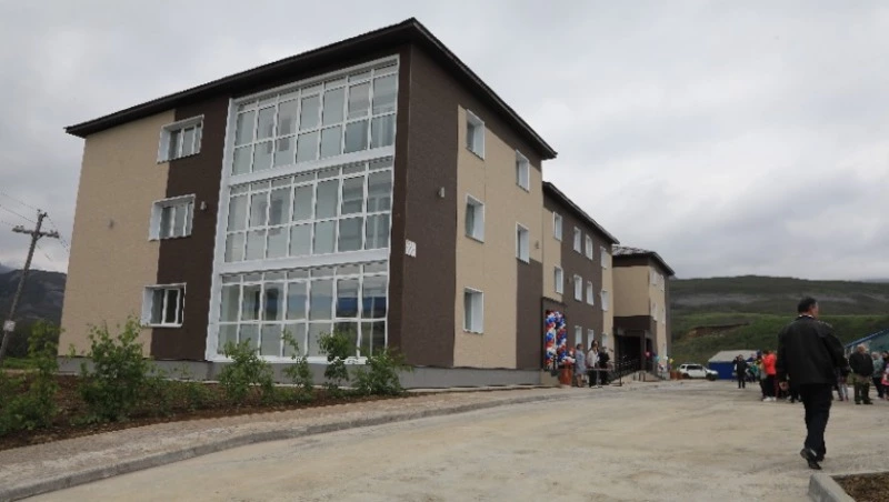 Восемь дворов благоустроят в Северо-Курильске в 2022 году 