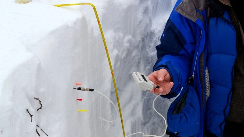Сахалинские ученые хотят точнее предсказывать поведение волн и лавин