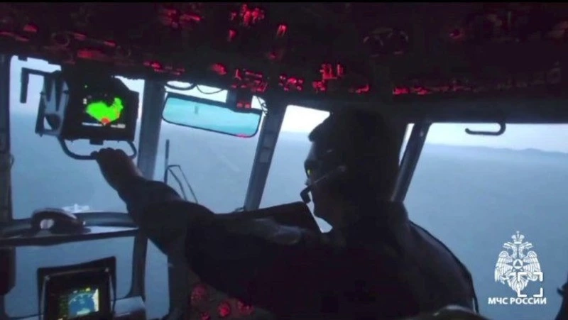 Поиски пропавших в Охотском море рыбаков не дали результатов после обследования 4000 кв. км