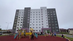 Ключи от новых квартир получили 63 семьи из Корсакова