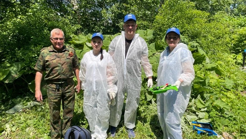 На старом кладбище в Южно-Сахалинске привели в порядок могилы участников ВОВ