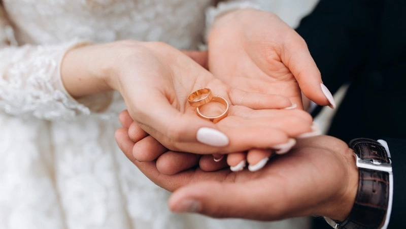 В России предложили разрешить предоставлять кредитную историю супруга до брака